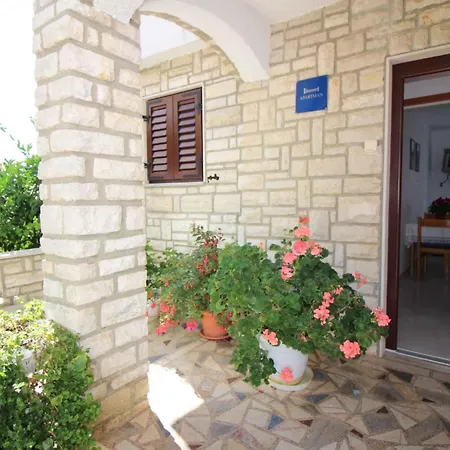 Apartment In Porec - Istrien 10417 * Πόρετς