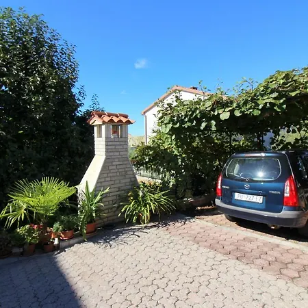 Apartment Apartment In Porec/Istrien 10417 *